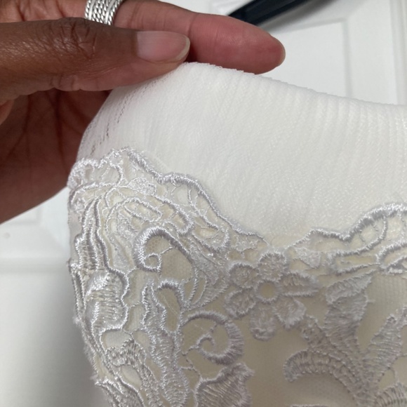 San Patrick Strapless, Lace Wedding Dress - Picture 4 of 12